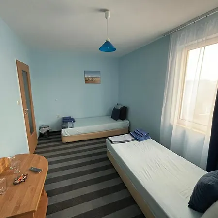 мирели Hotell Ravda